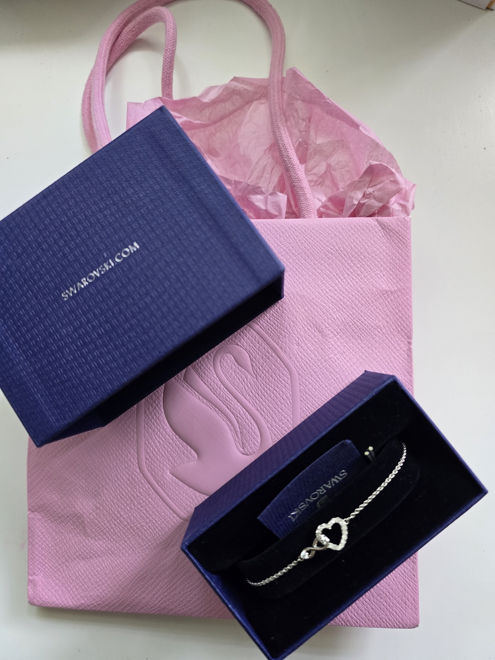 Swarovski Silver Crystal Pave Heart Bracelet W Gift Bag & Box